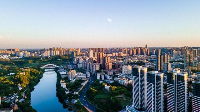 四川自貢:買房最高獲11萬元補(bǔ)貼,已掛牌出售、出租住房不計(jì)入家庭住房套數(shù)